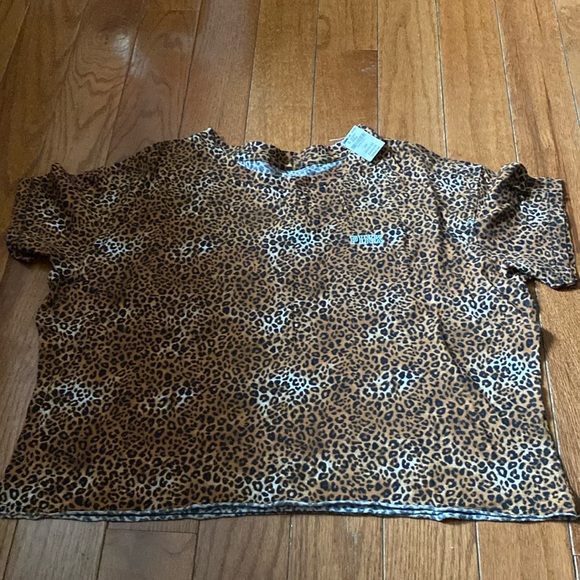 NWT Pink by Victoria's Secret Leopard Crop Top - Picture 1 of 8